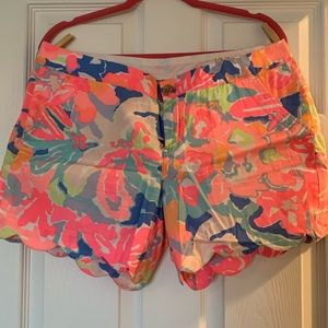 Lilly Pulitzer. Women’s size 12 “Butttercup” shorts.